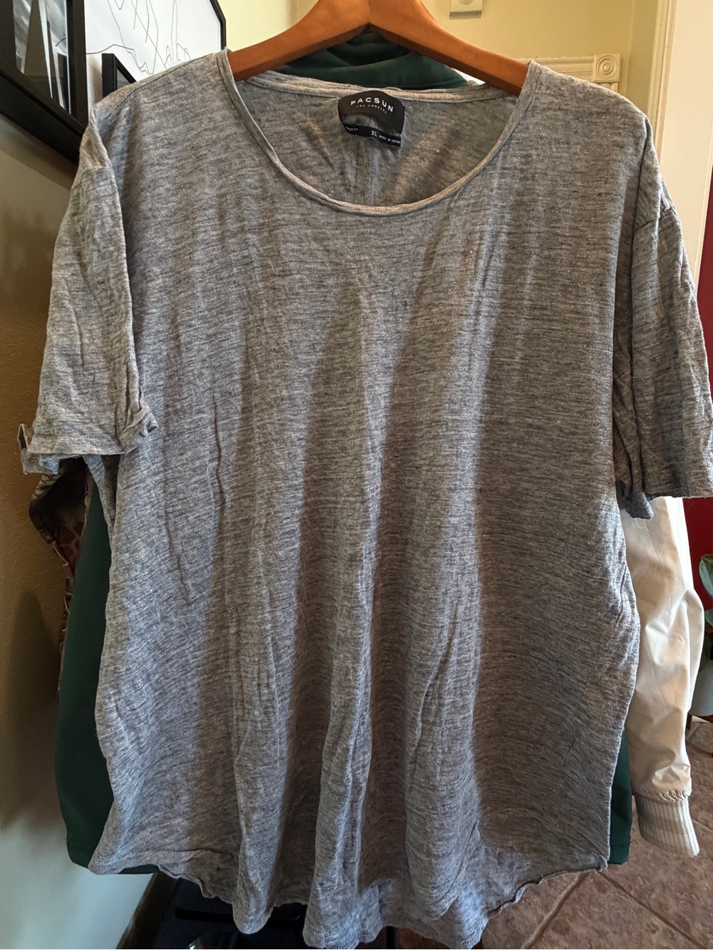PacSun 100% Linen Gray Tee Men’s XL Longer Fit Short Sleeve Shirt